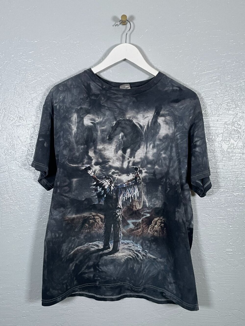 Vintage The Mountain L Black Gray Native American Graphic T-Shirt Horses Dyed